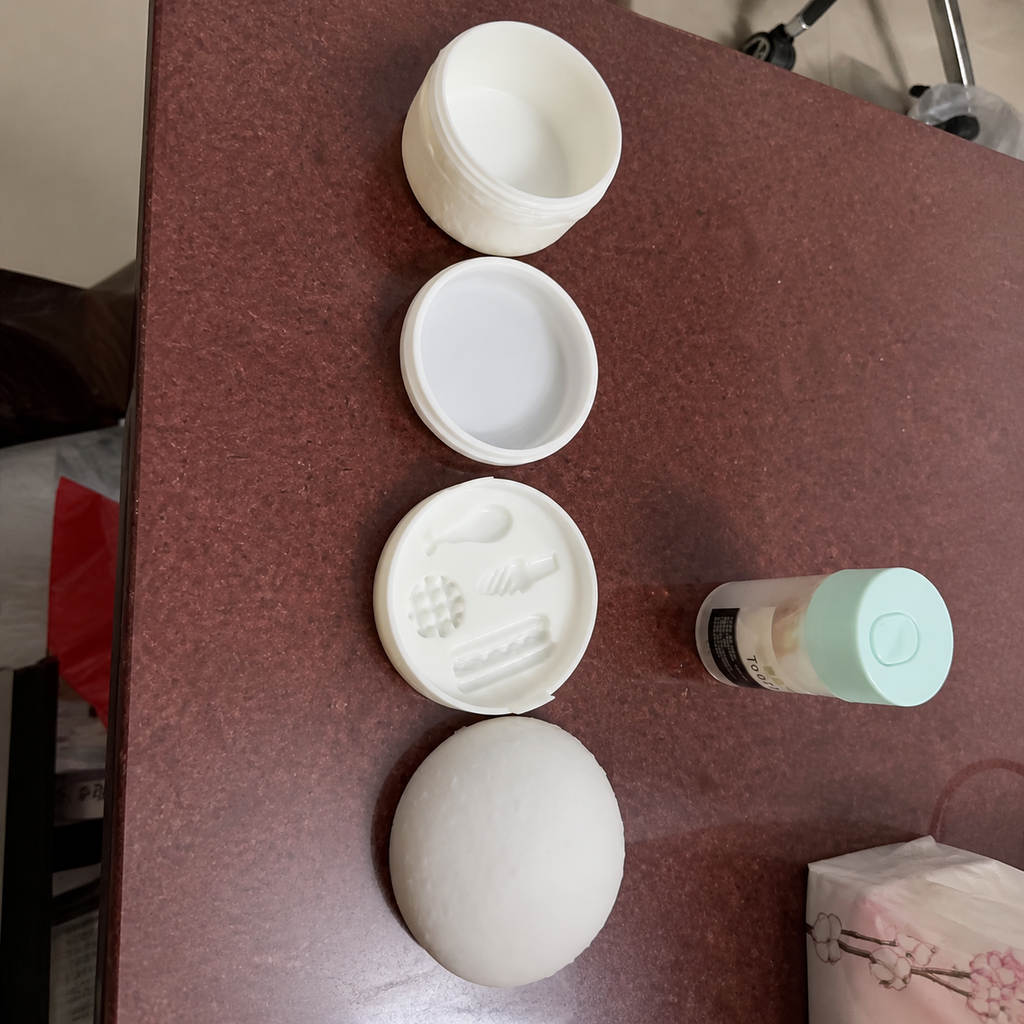 卡通造型塑料盒，食品级PP+PET材质，安全零食容器